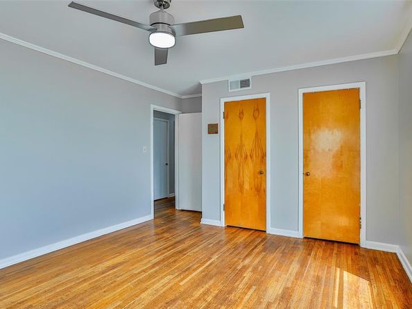 1420  Lake Shore Drive , Fort Worth Texas 76103