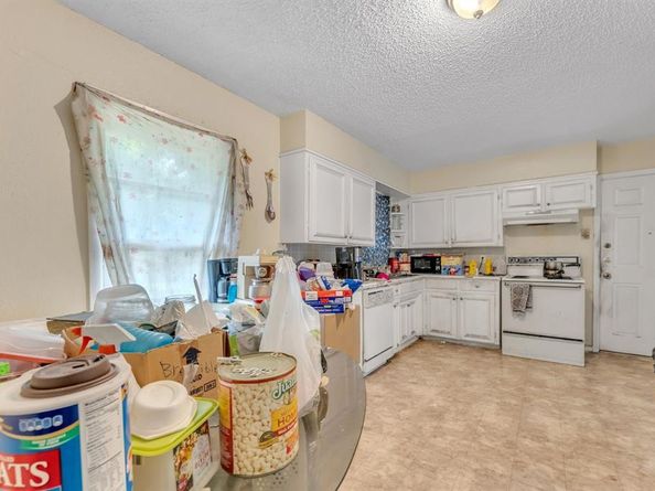 5512  Meadowbrook Drive , Fort Worth Texas 76112