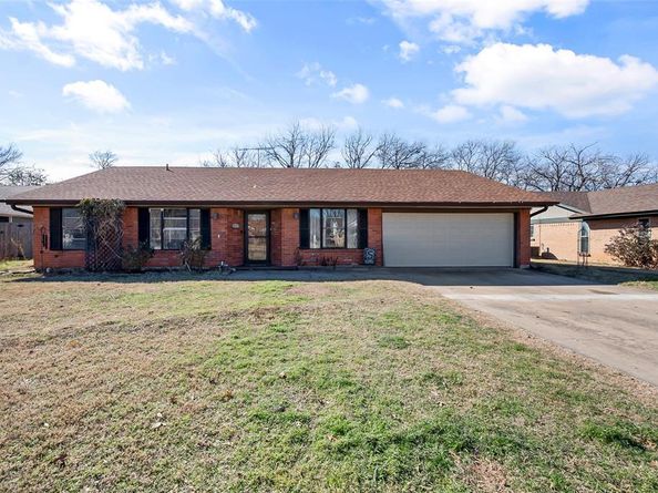 8917  Mahan Drive , Benbrook Texas 76116