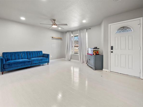 8917  Mahan Drive , Benbrook Texas 76116