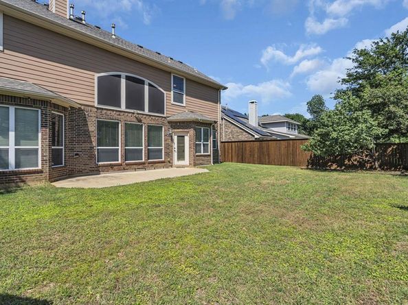 124  Sycamore Court , Grapevine Texas 76051