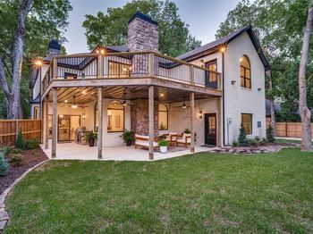 2715  Carriage Trail 