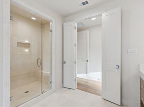 7611  Robin Road , Dallas Texas 75209