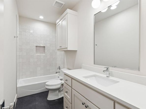 7611  Robin Road , Dallas Texas 75209