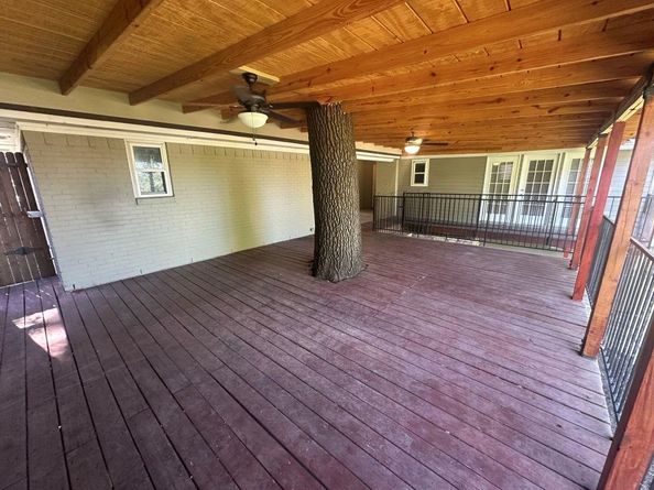 808  Portofino Drive , Arlington Texas 76012