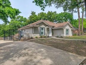 808  Portofino Drive , Arlington Texas 76012
