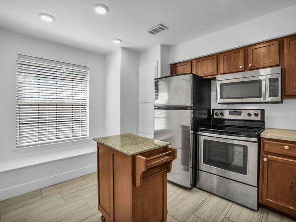 4777  Cedar Springs Road  8L, Dallas Texas 75219