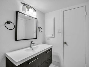 4777  Cedar Springs Road  8L, Dallas Texas 75219