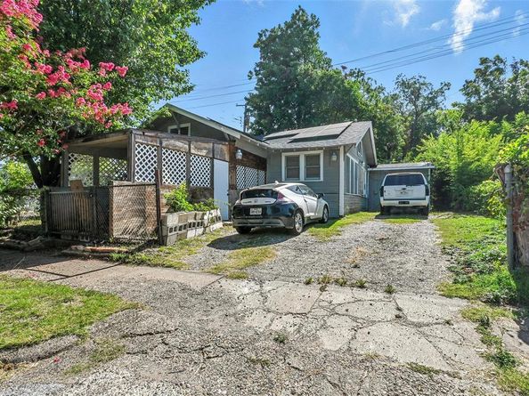 110 N Marlborough Avenue , Dallas Texas 75208