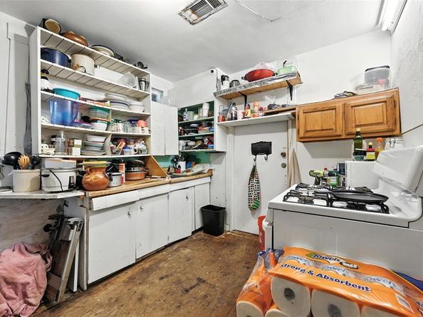 110 N Marlborough Avenue , Dallas Texas 75208