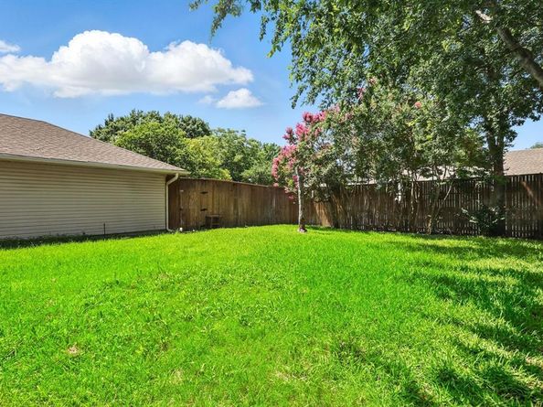 2213  Silver Holly Lane , Richardson Texas 75082