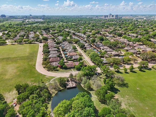 2213  Silver Holly Lane , Richardson Texas 75082