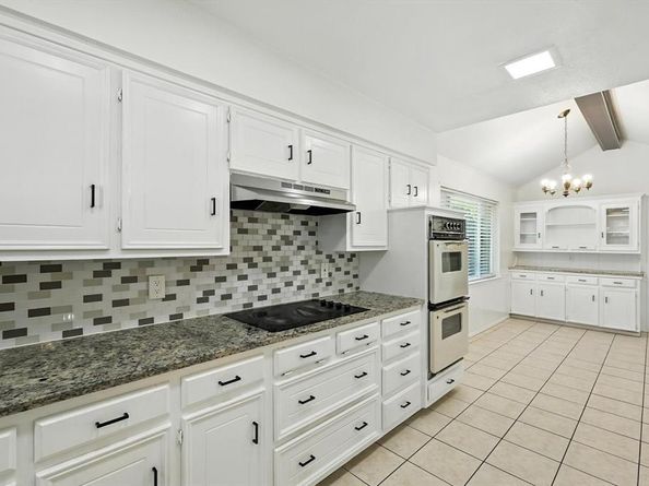 2213  Silver Holly Lane , Richardson Texas 75082