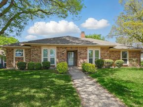 2213  Silver Holly Lane , Richardson Texas 75082