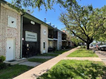 3420  Hidalgo Drive 