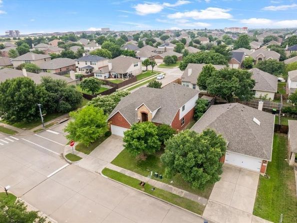 1742  Duck Cove Drive , Aubrey Texas 76227