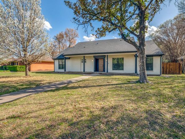 712 W Five Mile Parkway , Dallas Texas 75224