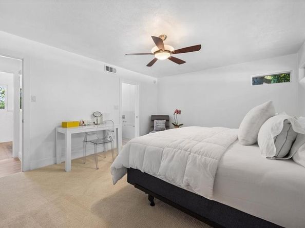 3848  South Drive , Fort Worth Texas 76109
