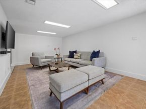 3848  South Drive , Fort Worth Texas 76109