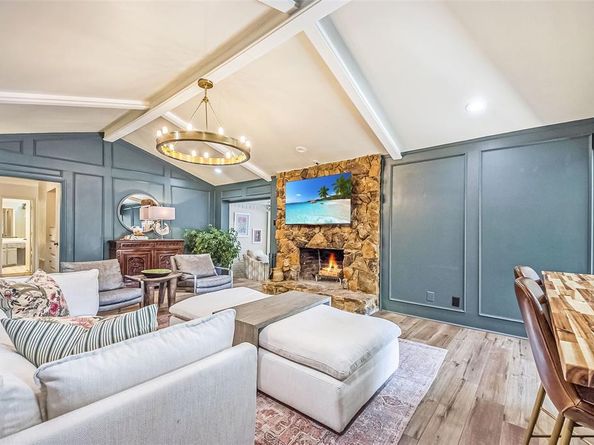 10862  Carissa Drive , Dallas Texas 75218