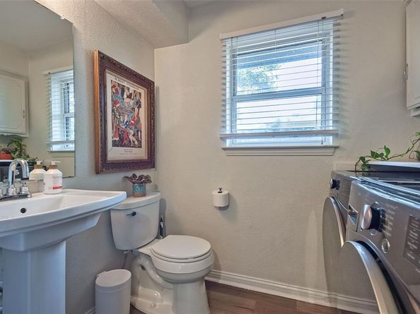 10862  Carissa Drive , Dallas Texas 75218