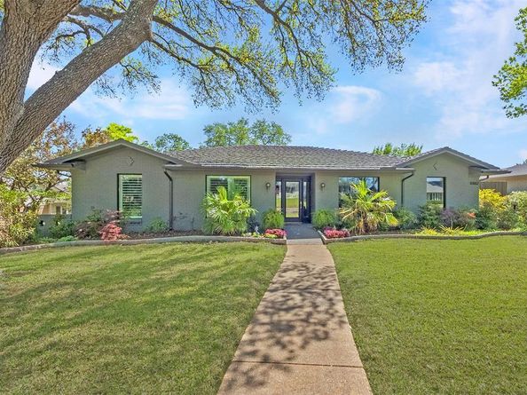 10862  Carissa Drive , Dallas Texas 75218