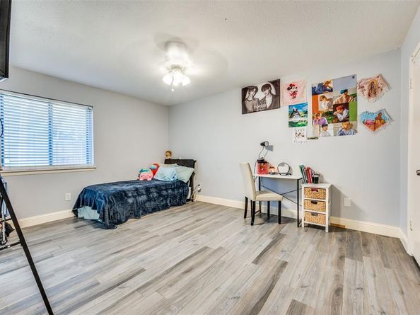 5705  Harvest Hill Road  1029, Dallas Texas 75230