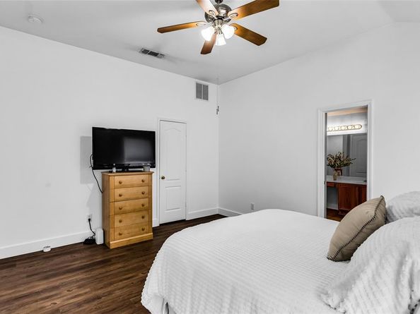 432  Maplegrove Drive , Cedar Hill Texas 75104