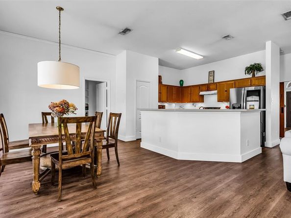 432  Maplegrove Drive , Cedar Hill Texas 75104