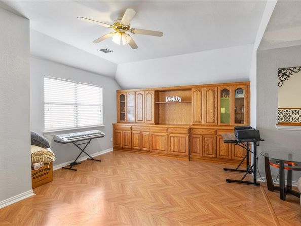 4425  Maple Shade Avenue , Sachse Texas 75048