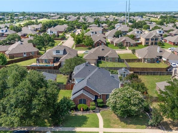 4425  Maple Shade Avenue , Sachse Texas 75048