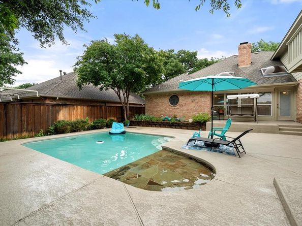 5206  Independence Avenue , Arlington Texas 76017