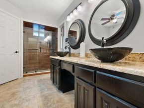 5206  Independence Avenue , Arlington Texas 76017