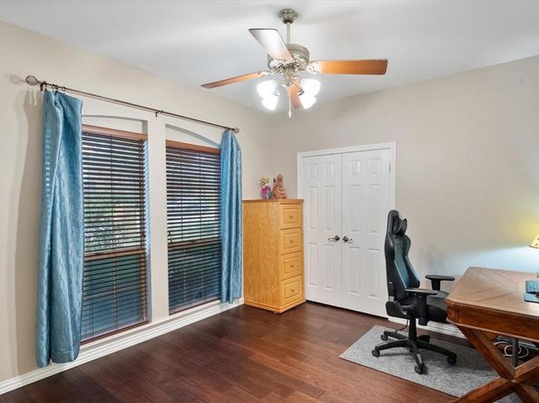 5206  Independence Avenue , Arlington Texas 76017
