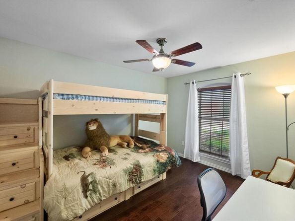 5206  Independence Avenue , Arlington Texas 76017
