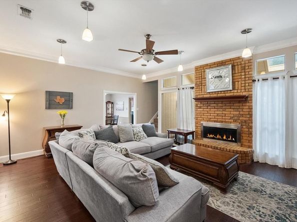 5206  Independence Avenue , Arlington Texas 76017