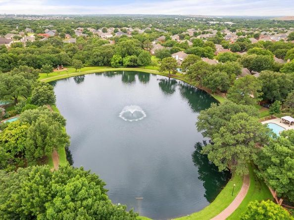 5206  Independence Avenue , Arlington Texas 76017