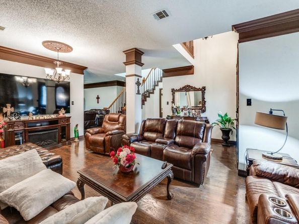 2732  Stonepointe  , McKinney Texas 75072