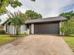 3925  Singleleaf Lane , Fort Worth Texas 76133