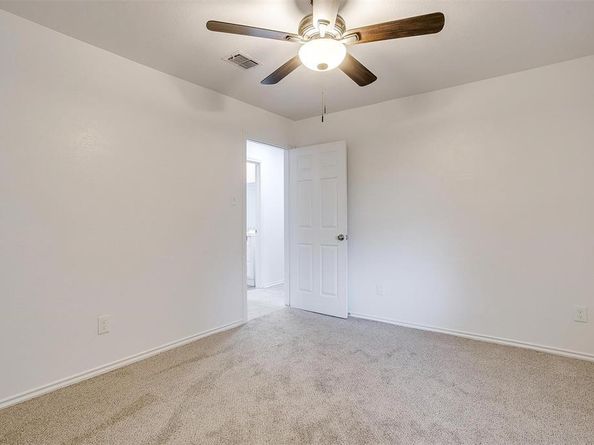 3925  Singleleaf Lane , Fort Worth Texas 76133