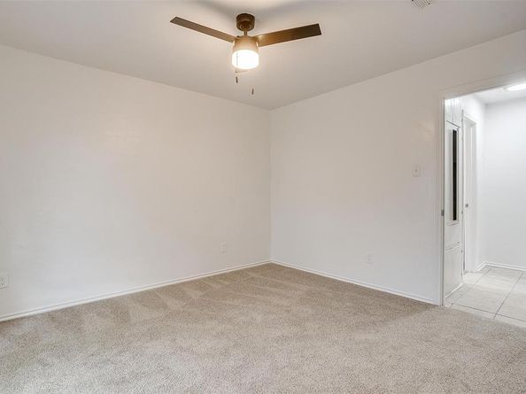 3925  Singleleaf Lane , Fort Worth Texas 76133