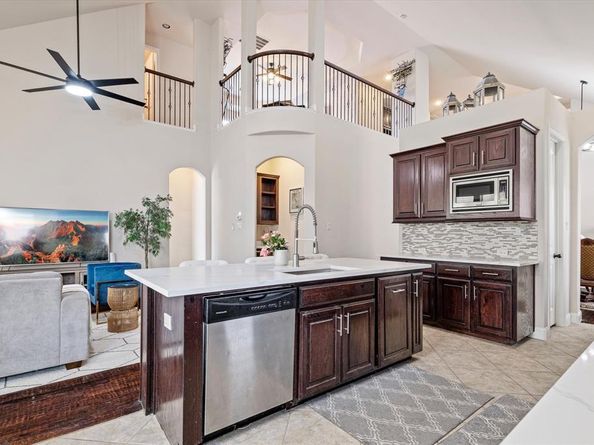 12130  Jackson Creek Drive , Dallas Texas 75243