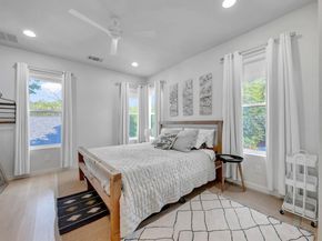 2802  Lee Street , Dallas Texas 75206