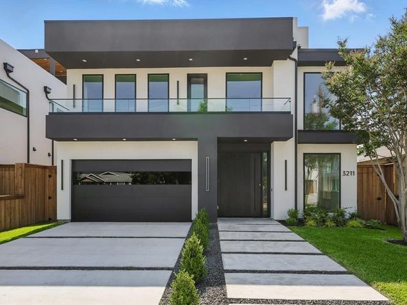 3211  Wake Street , Dallas Texas 75212