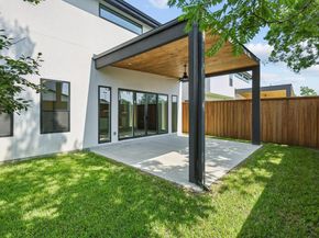 3211  Wake Street , Dallas Texas 75212