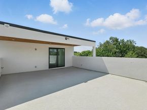 3211  Wake Street , Dallas Texas 75212