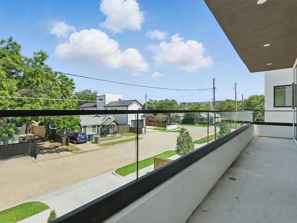 3211  Wake Street , Dallas Texas 75212