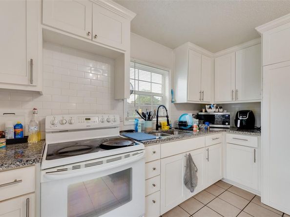 204  New York Avenue , Fort Worth Texas 76104