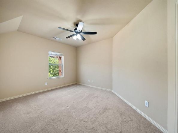 5048  Exposition Way , Fort Worth Texas 76244