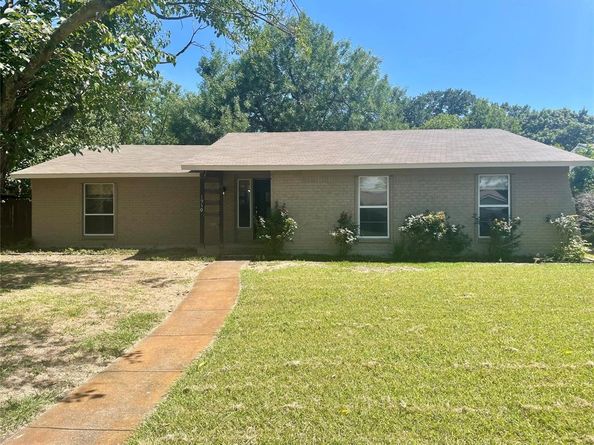 1910  Forestdale Drive , Richardson Texas 75081